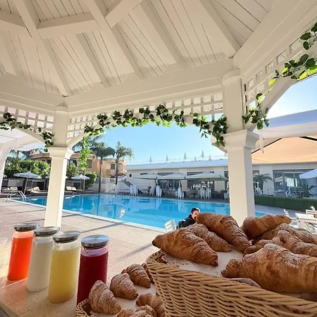 Hotel Premiere Pool & Resort-3