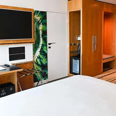 Novotel Auckland Airport-2