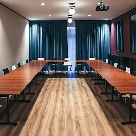 Ibis Styles Walbrzych-3