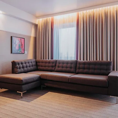 Premier Inn Köln City Mediapark-3