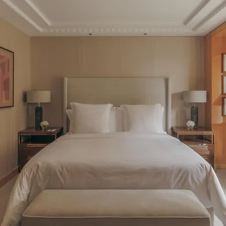Four Seasons Hotel London At Park Lane-3