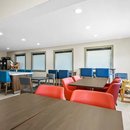 Holiday Inn Express Hotel & Suites Wabash By Ihg-2