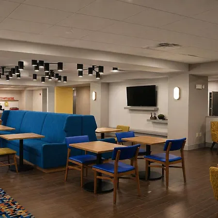 Hampton Inn Oxford/Conference Center-2