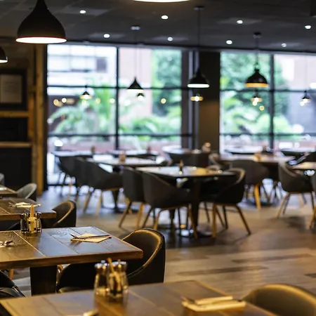 Novotel Leeds Centre-3