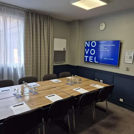 Novotel Manchester West-3