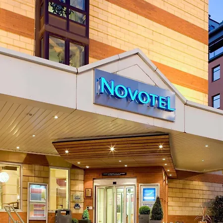 Novotel Birmingham Centre-3