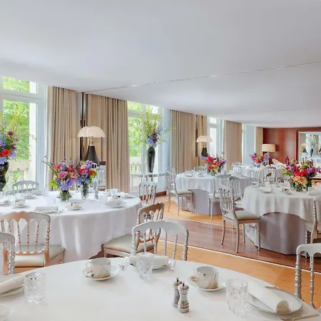 Hotel Le Royal Monceau Raffles Paris-3