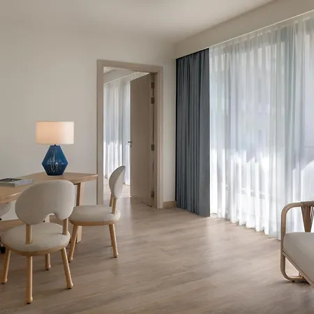 Crowne Plaza Yas Island By Ihg-3