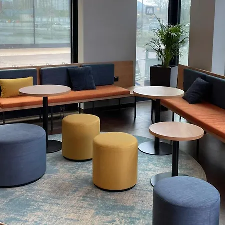 Meininger Hotel Frankfurt Main / Airport-2