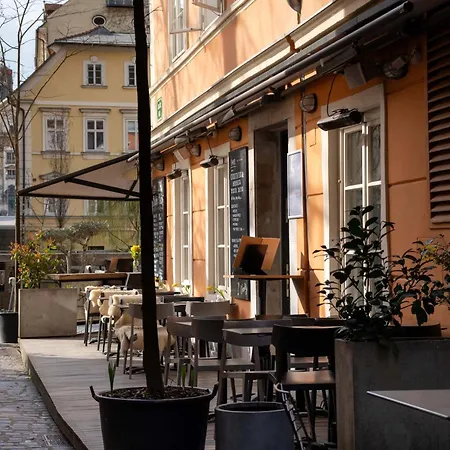 Vander Urbani Resort - A Member Of Design Hotels-3