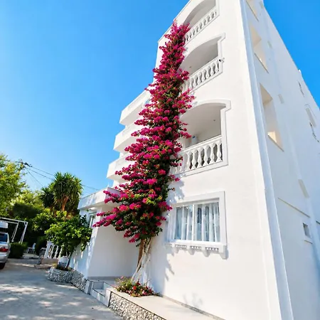 Vasiliu Boutique Hotel Ksamil-2