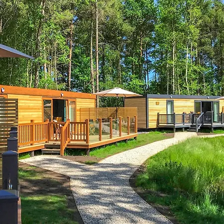 Woodland Lakes Boutique Lodges-2