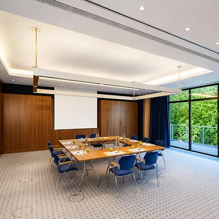 Dorint Main Taunus Zentrum Frankfurt Sulzbach by Sunday Hotels-3