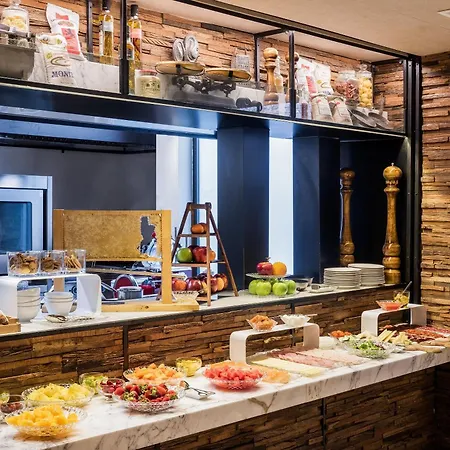 Meliá Madrid Princesa-3