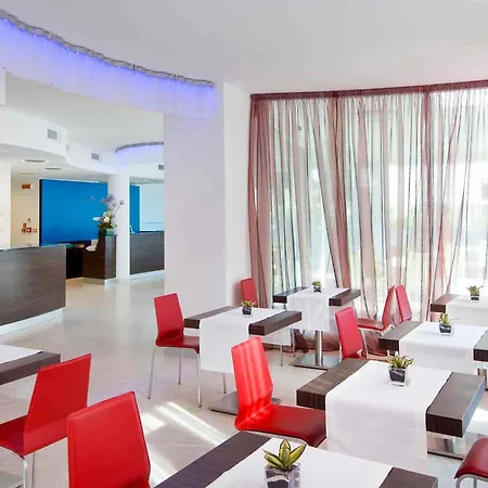 Mercure Rimini Lungomare-3