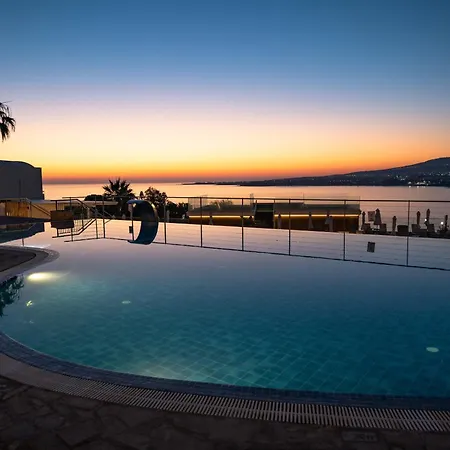 Theo Sunset Bay Hotel-3