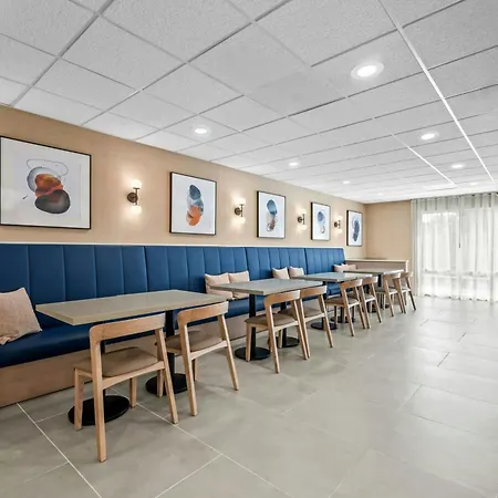 Fairfield Inn And Suites By Marriott Gadsden-2