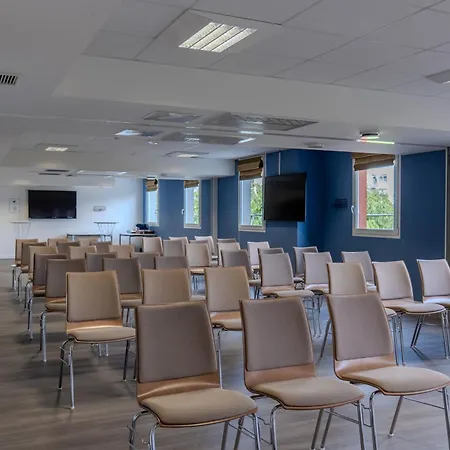 Best Western Plus Paris Velizy-2