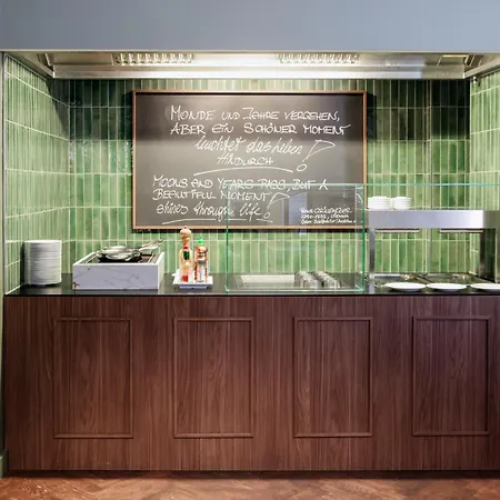Crowne Plaza Vienna By Ihg-3