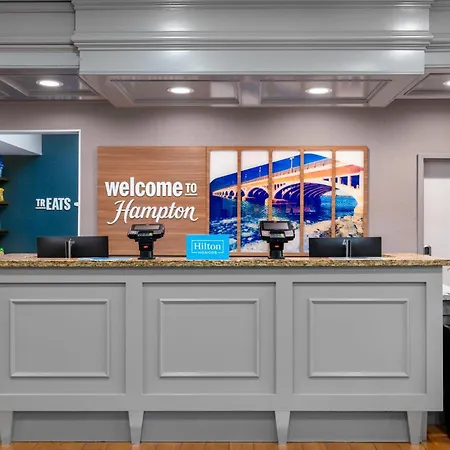 Hampton Inn Detroit/Southgate-3