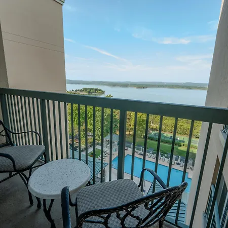 Chateau On The Lake Resort Spa And Convention Center-2
