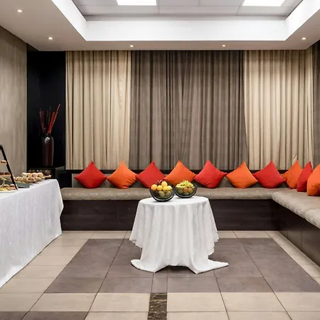 Protea Hotel By Marriott Cape Town North Wharf-3