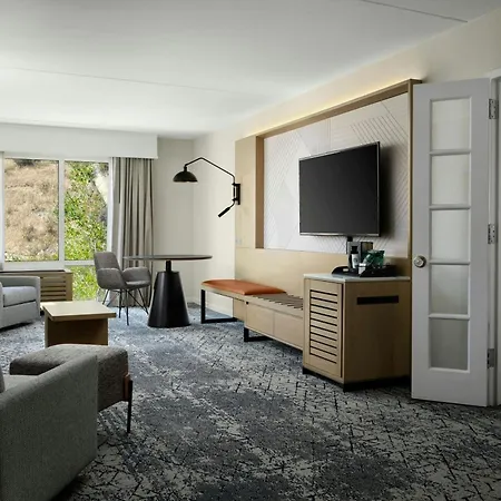 Sheraton Agoura Hills Hotel-2