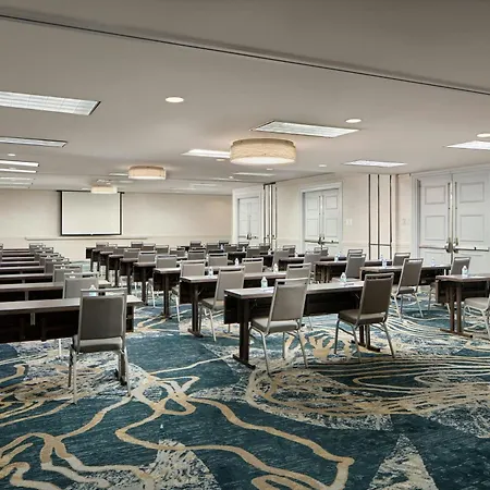 Delta Hotels By Marriott Richmond Downtown-3