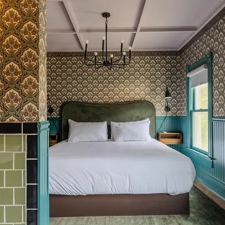 St. Elmo Hotel-3
