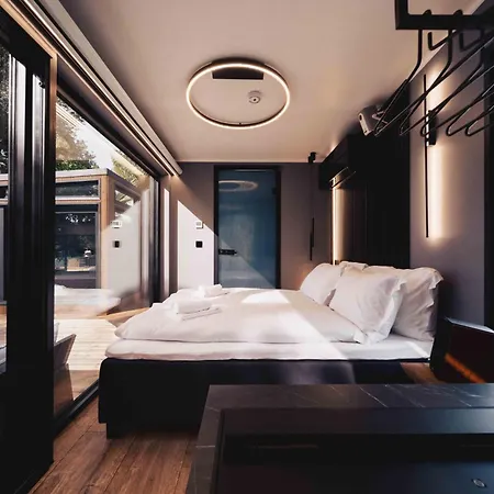 Riva Boutique Hotel I Beach Club I Loges I Restaurant-2
