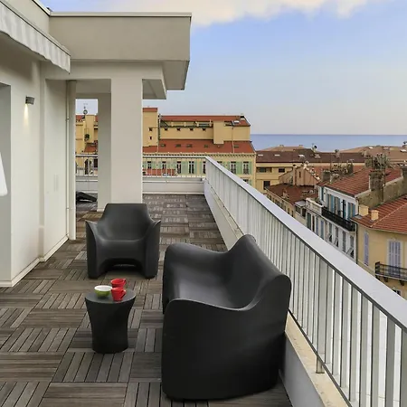 Ibis Styles Menton Centre-3