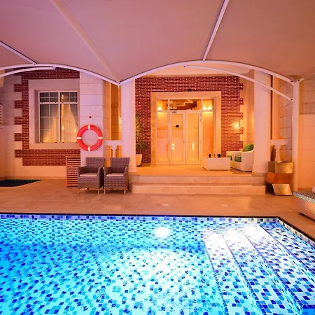 Al Aziziyah Boutique Hotel By The Torch-2