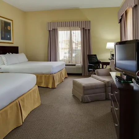 Holiday Inn Express & Suites Sebring By Ihg-3