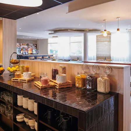 Ibis Styles Vannes Pte Golfe-2