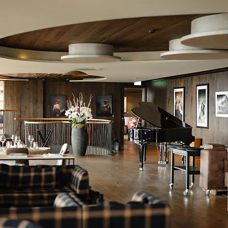 Crans Ambassador-3