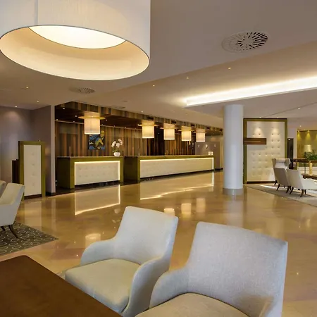 Moevenpick Hotel Geneva-3