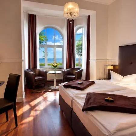 Strandhotel Binz-3