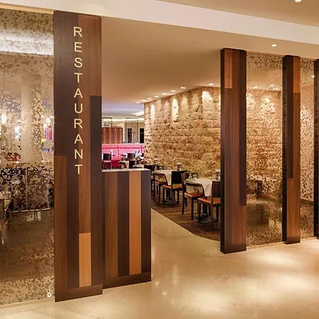 Moevenpick Hotel Geneva-2