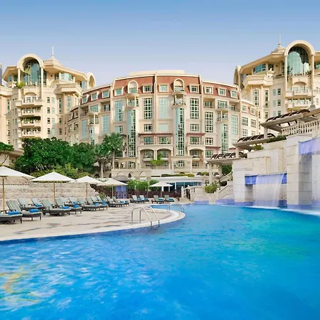 Swissotel Al Murooj Dubai-2