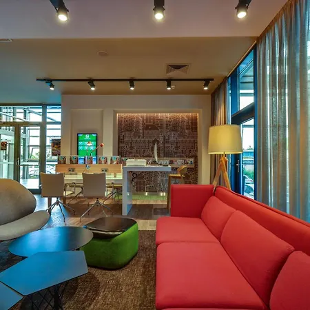 Holiday Inn Prague Airport By Ihg-2