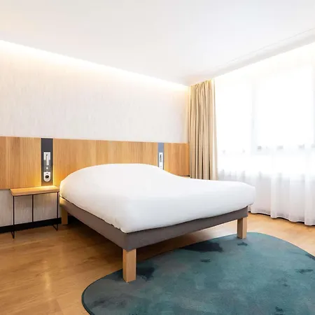 Novotel Suites Montpellier Antigone-3