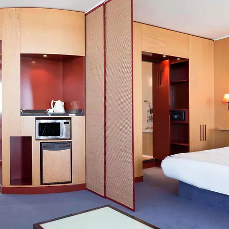 Novotel Suites Marseille Centre Euromed-2