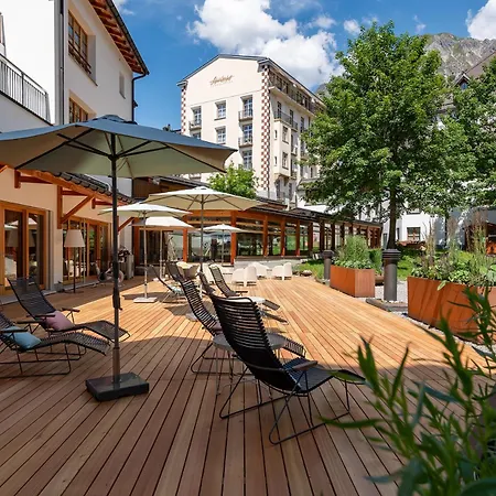 Hotel Schweizerhof Lenzerheide-3