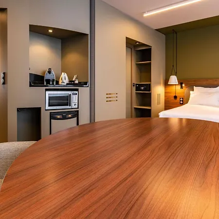 Novotel Suites Reims Centre-3