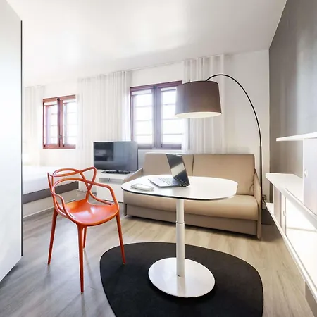 Novotel Suites Perpignan Centre-2