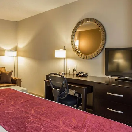 Comfort Suites Huntersville Near Lake Norman-2