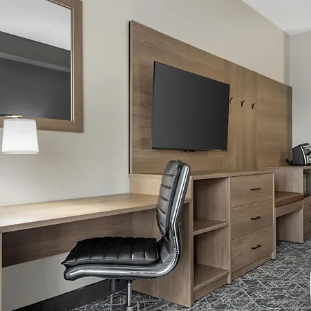 Best Western Plus Brandon Inn-2