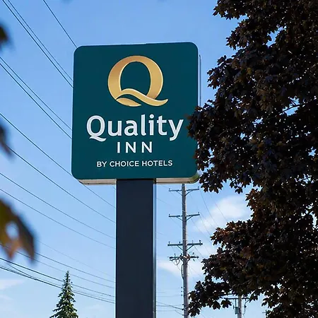 Quality Inn And Conference Centre Pembroke-3