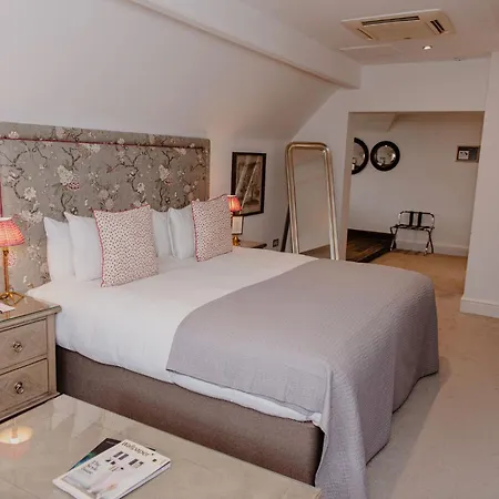 Woodlands Hotel-2