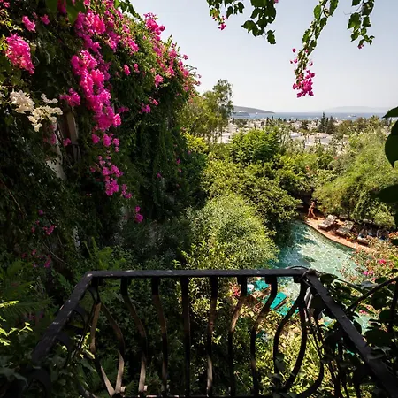 El Vino Hotel & Suites-3